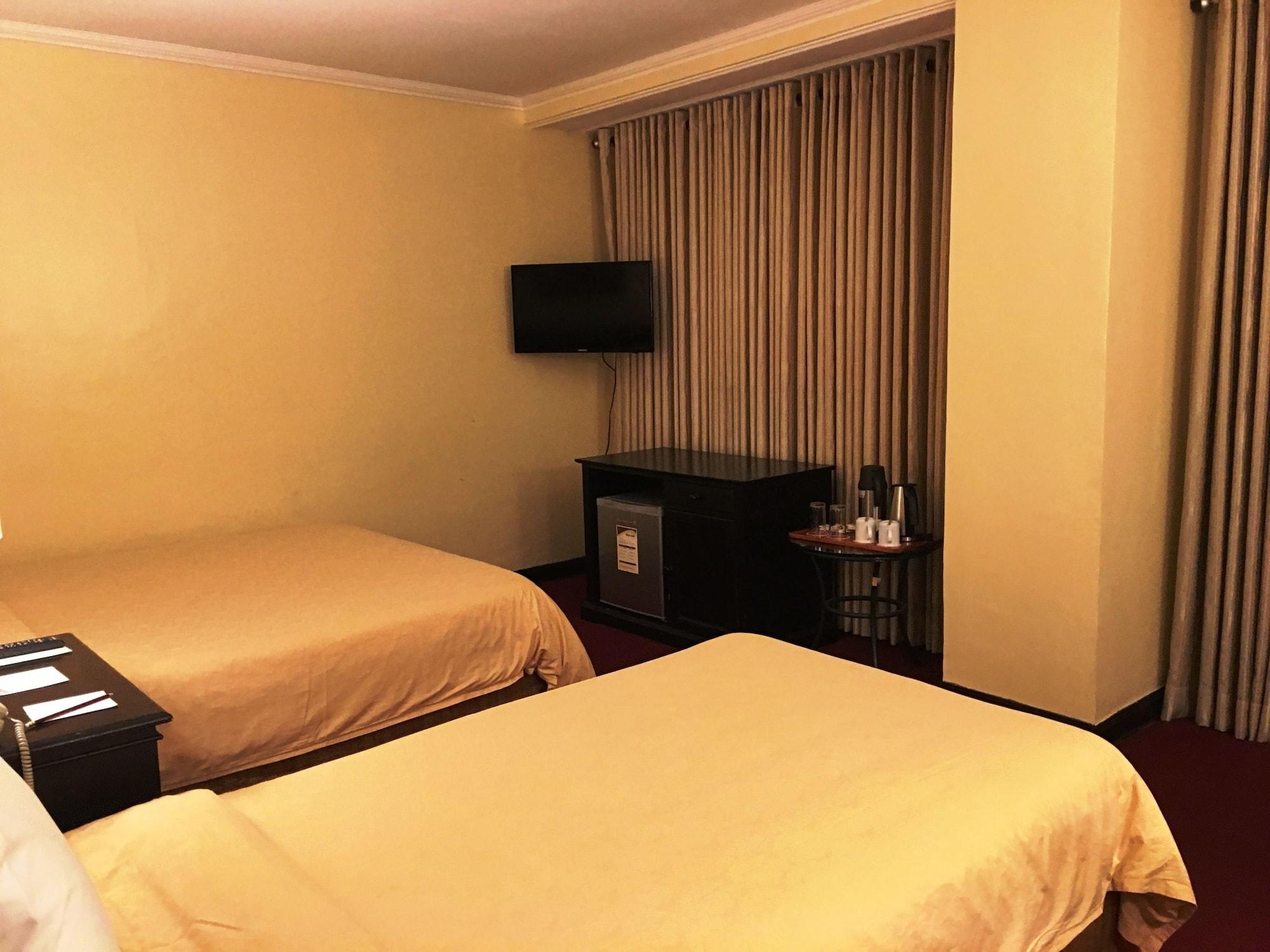 Bayview Park Hotel מנילה מראה חיצוני תמונה