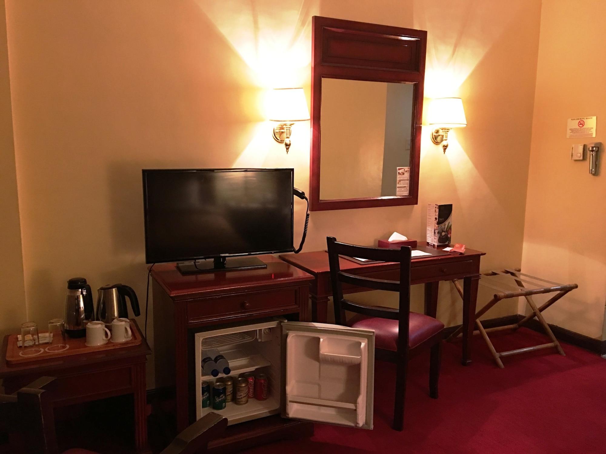 Bayview Park Hotel מנילה מראה חיצוני תמונה