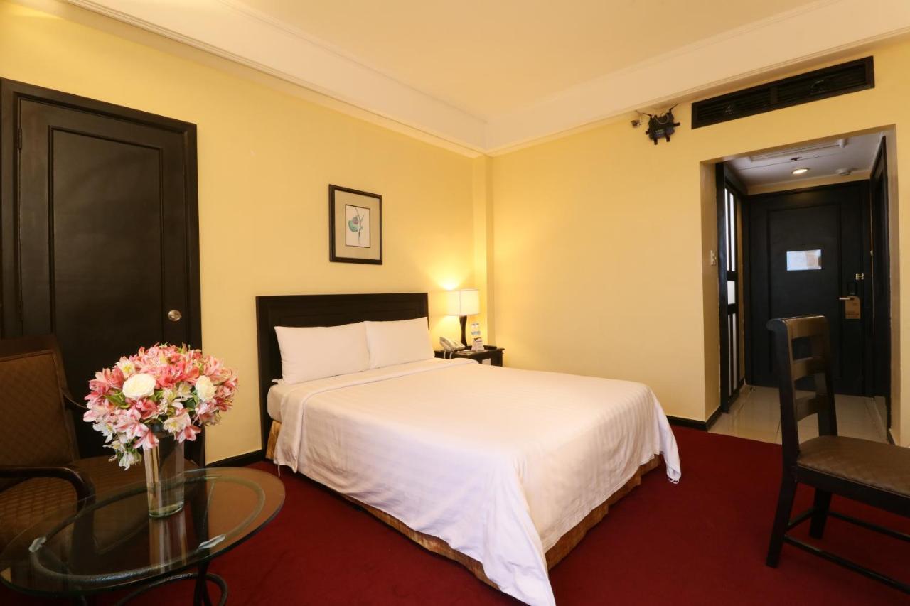 Bayview Park Hotel מנילה מראה חיצוני תמונה